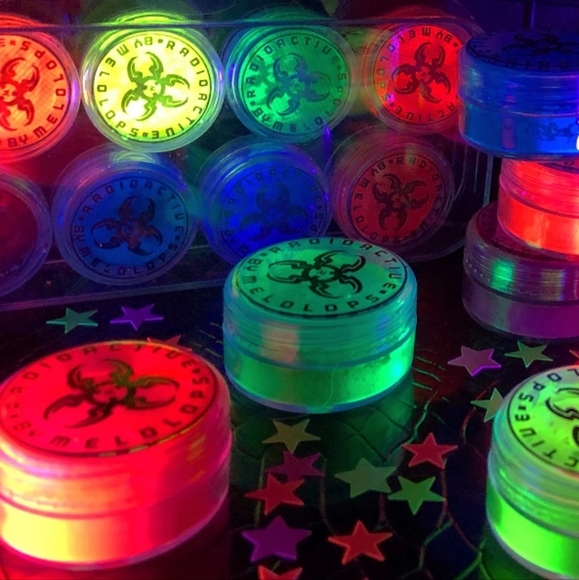 By Melolops Radioactive Face and Body Mini Water Ink Set 8 Neon UV Shades NIB - Picture 2 of 15